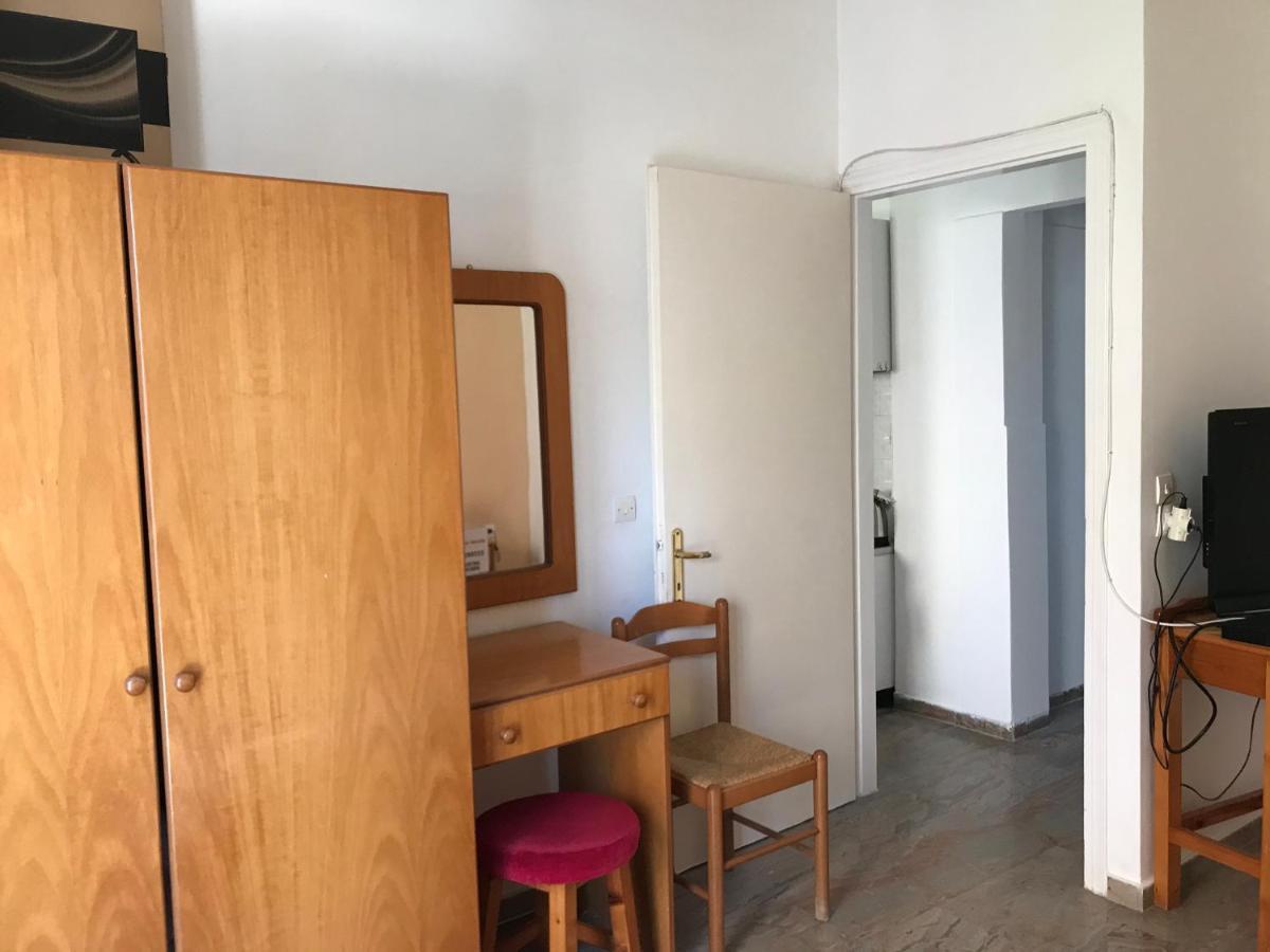Loula'S Apartments Gouvia Dış mekan fotoğraf