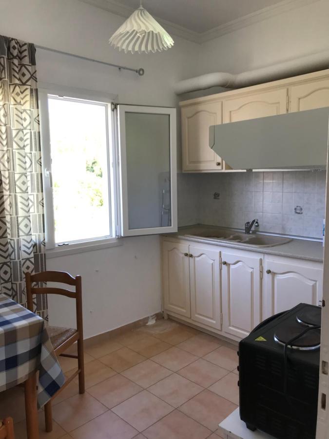 Loula'S Apartments Gouvia Dış mekan fotoğraf