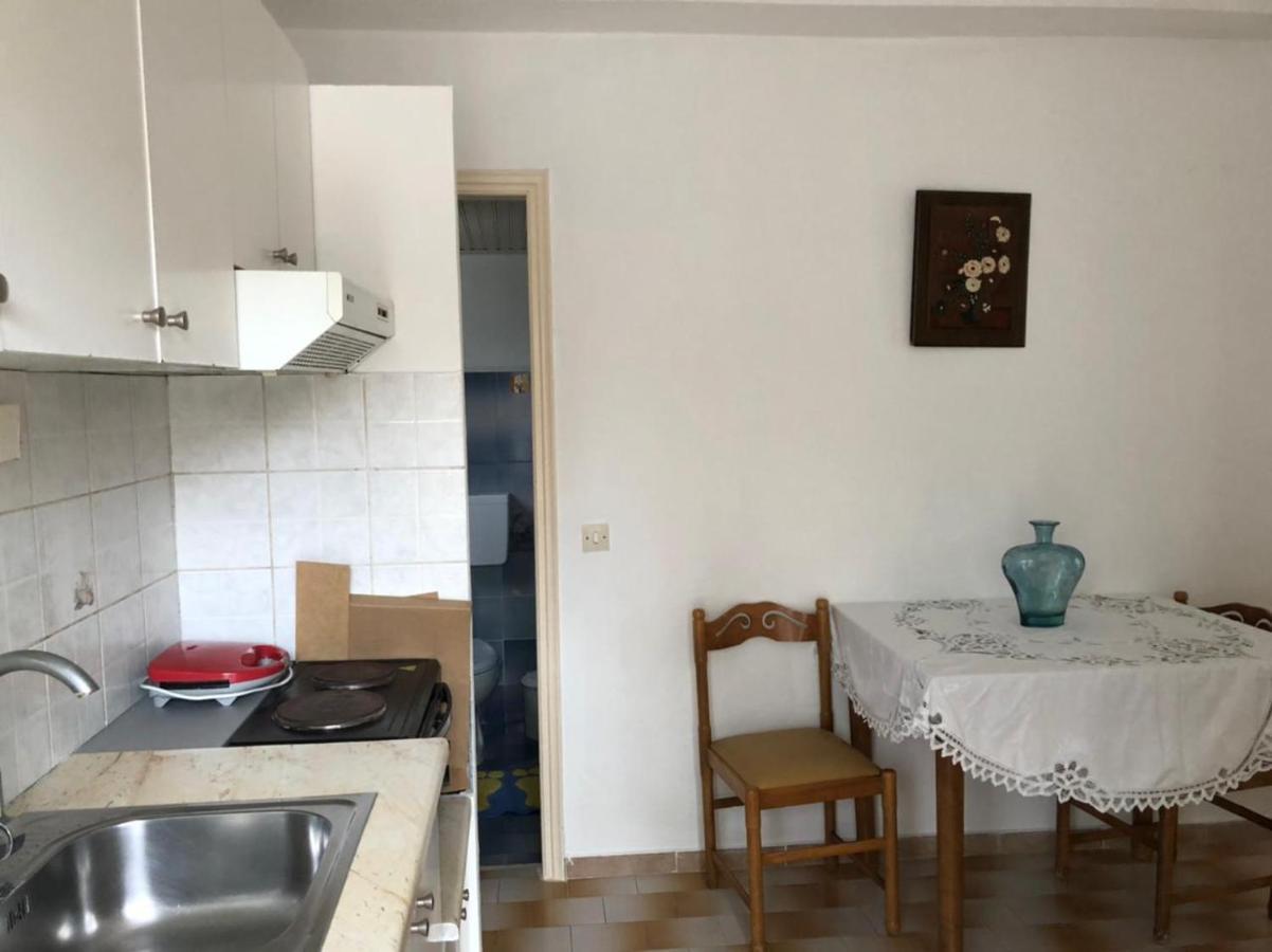 Loula'S Apartments Gouvia Dış mekan fotoğraf