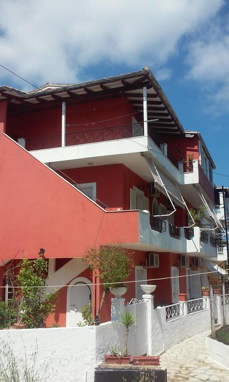 Loula'S Apartments Gouvia Dış mekan fotoğraf
