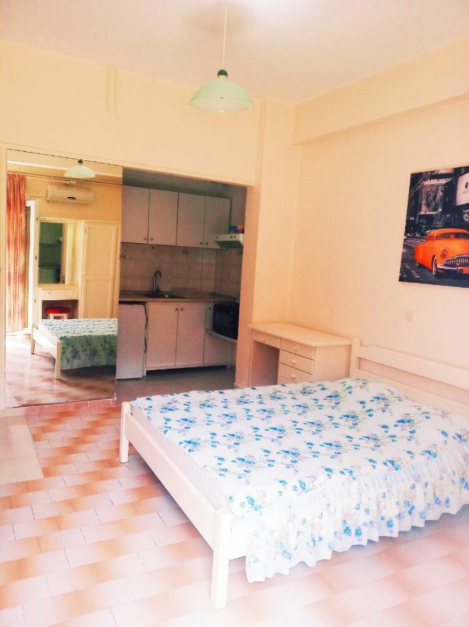 Loula'S Apartments Gouvia Dış mekan fotoğraf